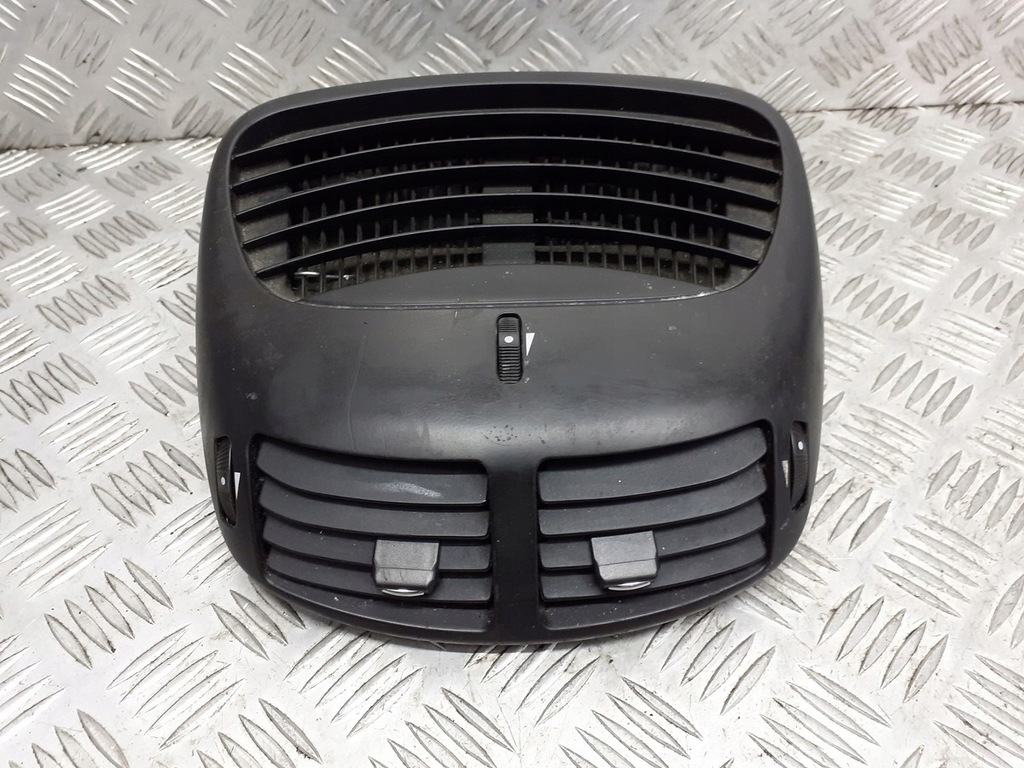 фото №1, Решётка обдув средняя alfa romeo 147