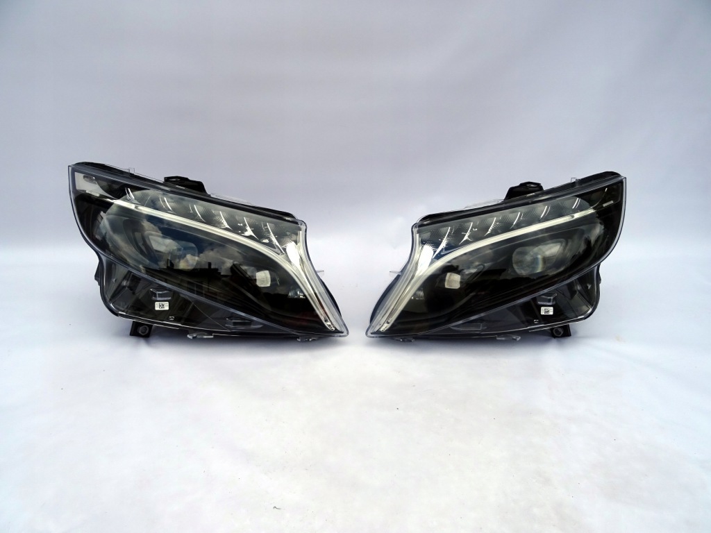 фото №1, Mercedes v-klasa eqv w447 led левая правая