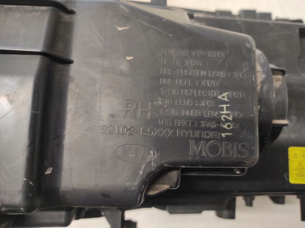 фото №9, Kia sorento 3 iii 14-17 лампа правая перед ксенон 92102-c5 - na запчасти