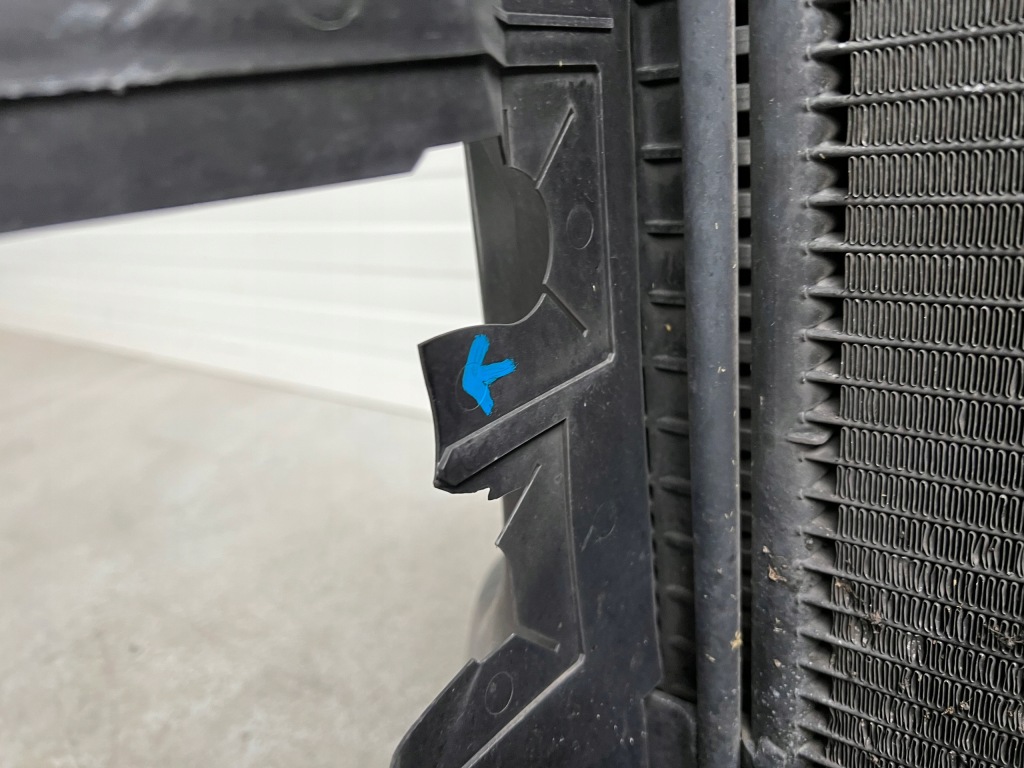 Ремень передний радиатор комплект радиатор балка skoda octavia 2 2 рестайлинг с Разборки