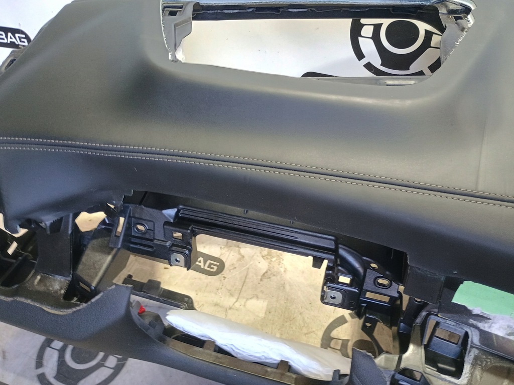 фото №8, Bmw x5 g05 x6 g06 x7 g07 lci lift гладка панель приладів консоль подушка безпеки ремені оригінал