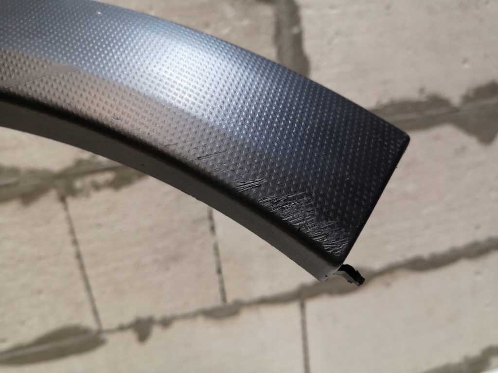 фото №5, Молдинг крила правий перед subaru xv