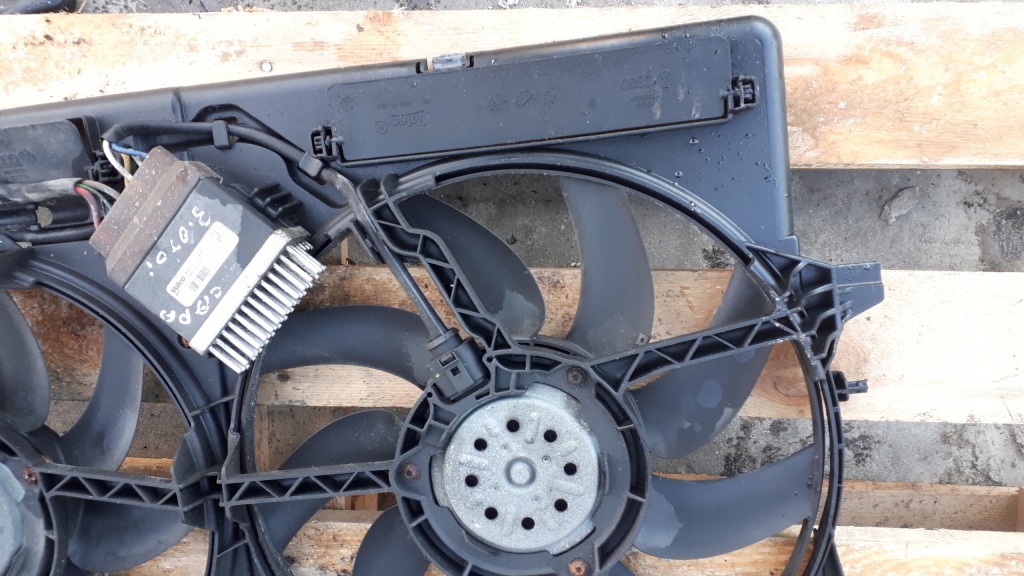 A5 8t вентилятор радіатора 2.7 3.0 tdi a4 b8 q5 8k0121003d в Україні