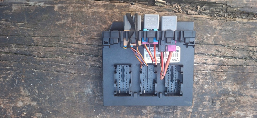 фото №1, Модуль комфорту vw golf vi 1k0937084 5dk009650