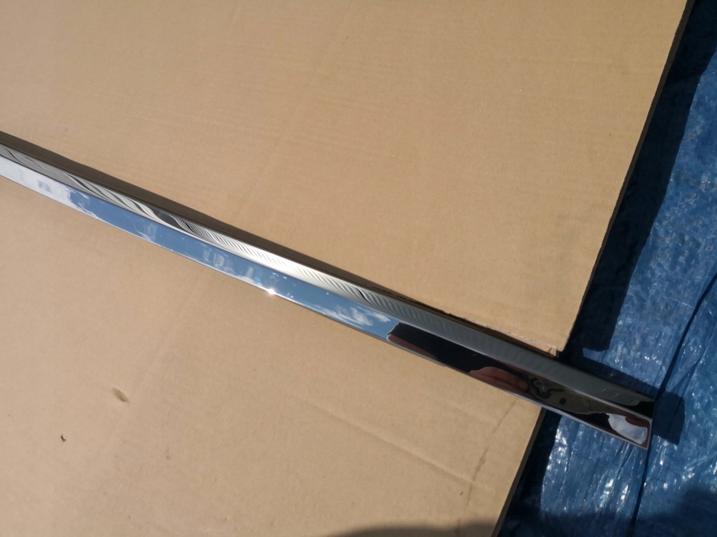 Tesla x молдинг хром дверь задних правых задний с Разборки