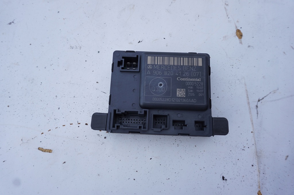 фото №1, Модуль дверь a9068204126 mercedes sprinter w906