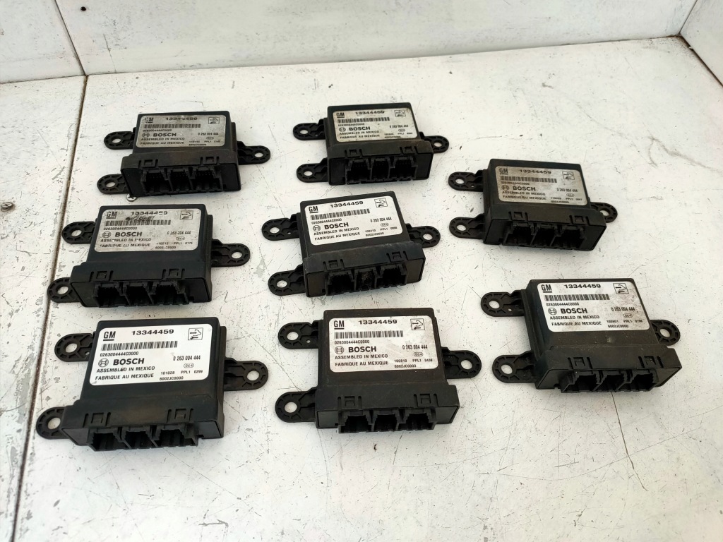 Купити Opel astra j iv модуль pdc парктронік 13344459