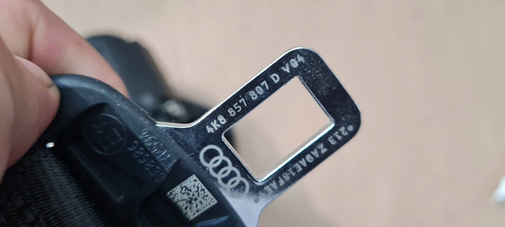 фото №7, A7 c8 4k pas безопасности средний сиденье oparcja задняя 4k8857807d a6 c8