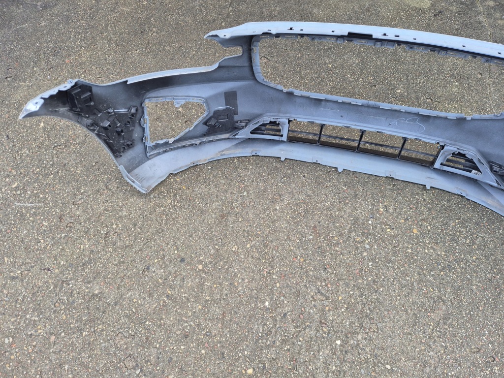 Volvo s60 3 v60 2 r design 18- бампер передний решётка 740 в Украине