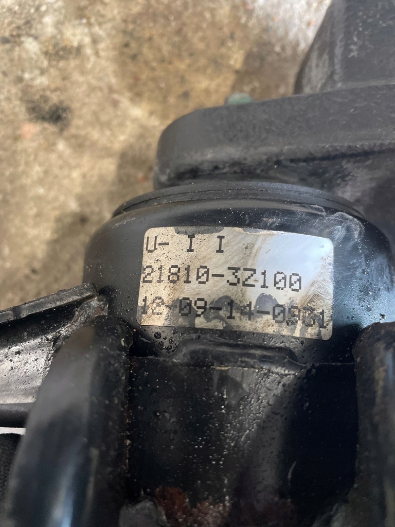 фото №9, Hyundai i40 2013 правая сторона кронштейн / кронштейн двигателя