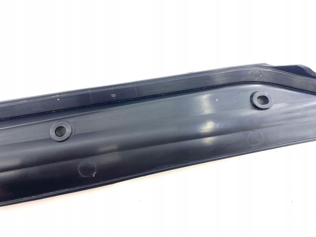 Молдинг крышки багажника левая датчик доводчик tesla s eu оригинал Киев