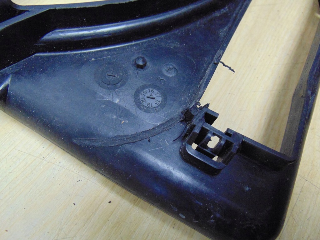 фото №8, Корпус вентилятора audi a6 c8 8k0121003ag