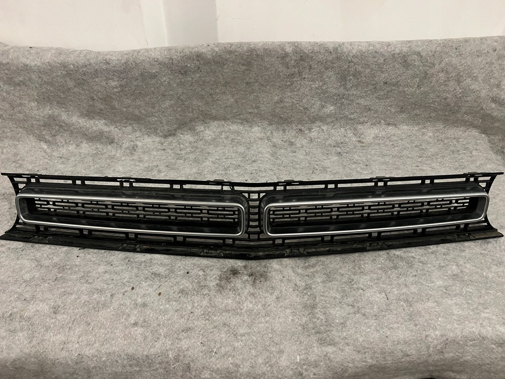 фото №1, Dodge challenger 15- решітка радіатора