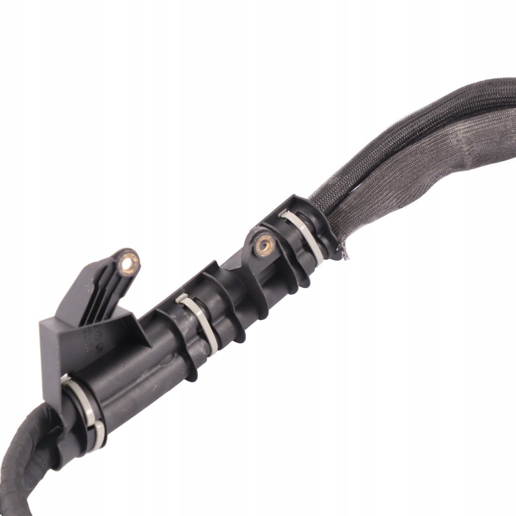 фото №12, Mercedes glc x253 шланг аккумулятор стартер генератор a2055404797