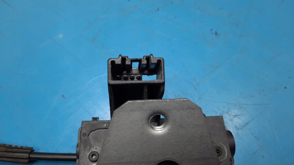 фото №5, Volvo s60 ii v60 замок кришки багажника 31335051