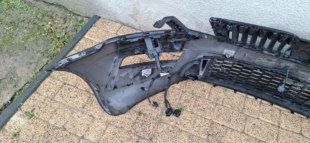 фото №13, Skoda octavia iii lift rs vrs 2016- бампер перед 4 pdc омыватель с жгут