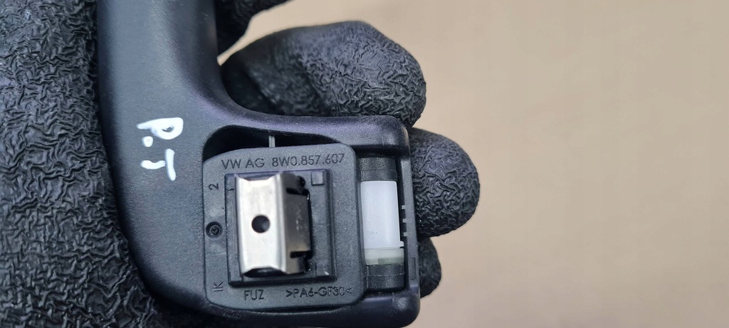 фото №15, Sq8 4m rsq8 q8 ручка стельовий права правий задня sline 8w0857608 a4 b9 a5