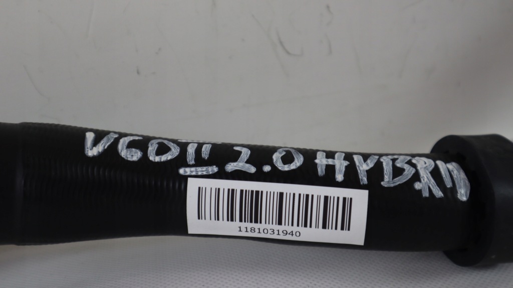 фото №6, Volvo v60 ii 2.0 t6 plug in hybrid шланг воды 32252070