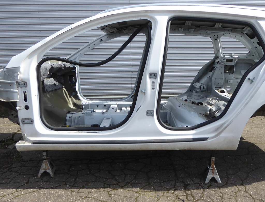 фото №1, Поріг блок двигуна лівий opel insignia a