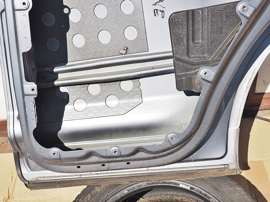 фото №8, Porsche cayenne 7l дверь правое задняя задние