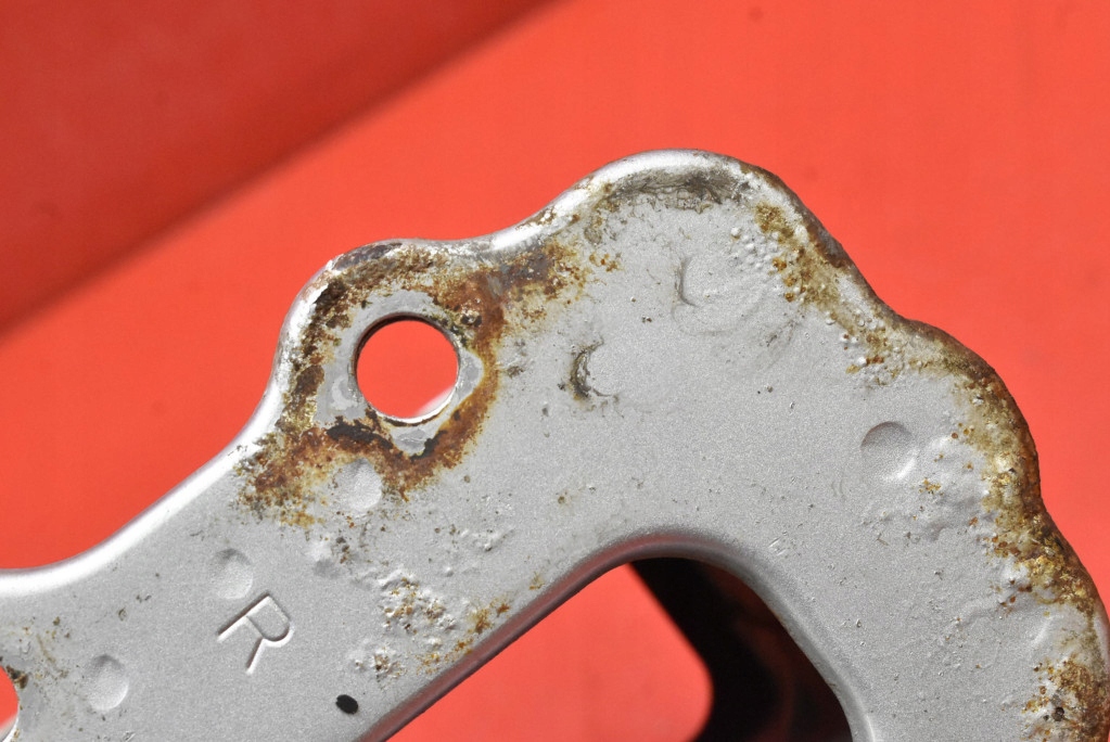 фото №10, Зона деформации отбойник правый перед hyundai i30 1 i 07-10