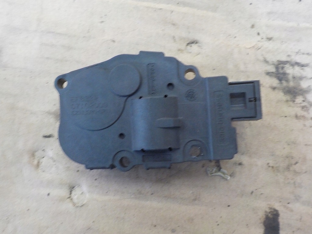 фото №11, Bmw x1 e84 2.0 двигатели отопителя