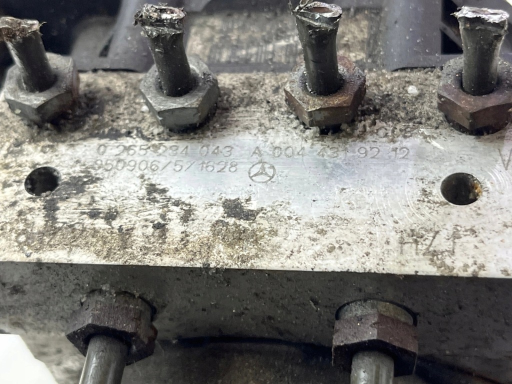 Насос гальмівна abs mercedes w169 w245 a klasa b klasa Недорого