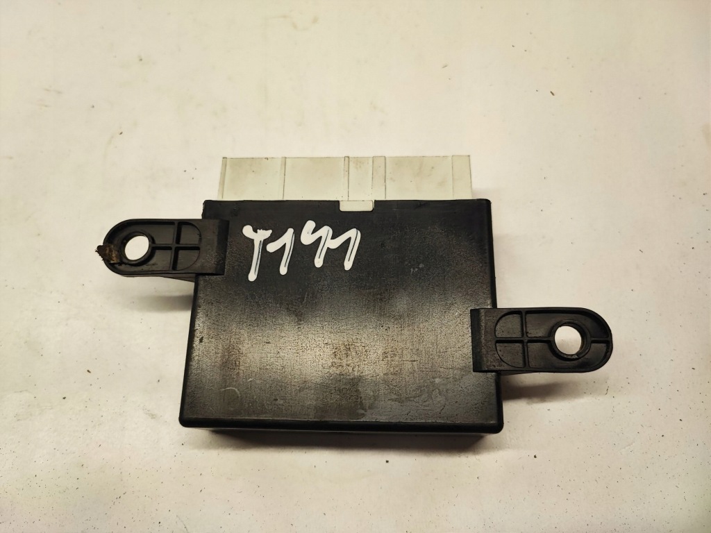 Купить Tesla model x модуль pdc 110030800a 2017