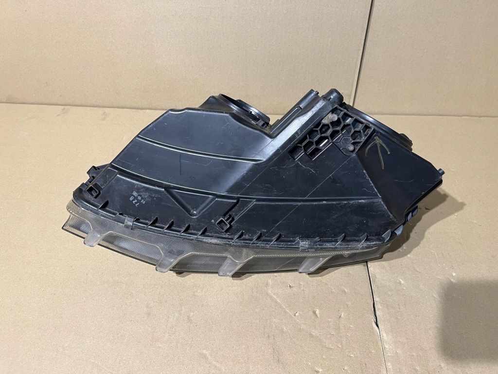 Купити Skoda octavia iii лампа правий перед 5e1941016