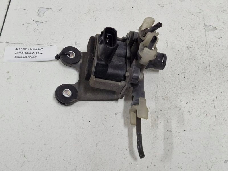 Купить Lexus ls460 ls600 клапан распределитель подвеска