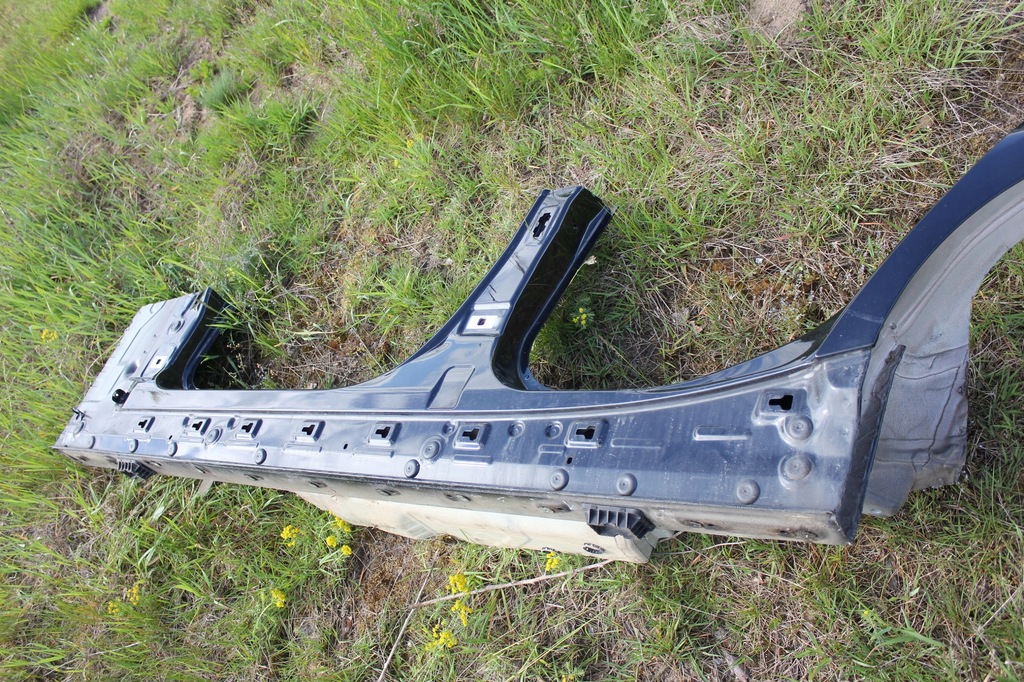 фото №3, Bmw seri 1 f20 поріг лівий