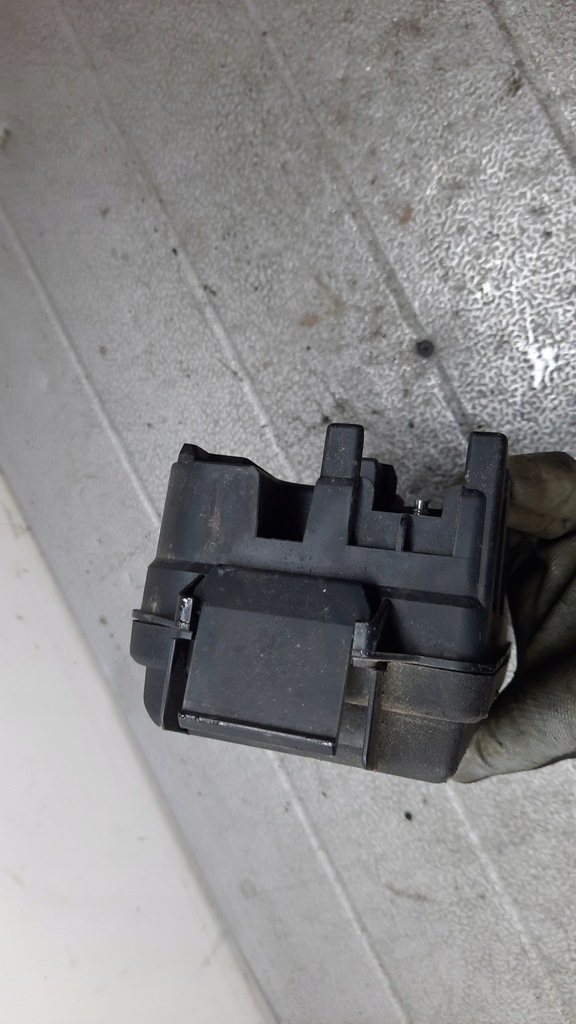 фото №6, Коробка запобіжників opel vectra c 2.2b 02r 13112921