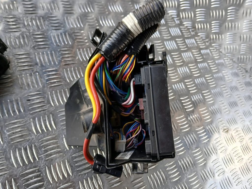 фото №6, Nissan note e12 коробка запобіжників 1,2