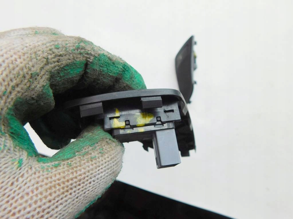 фото №8, Skoda octavia ii 05r переключатель накладка левая