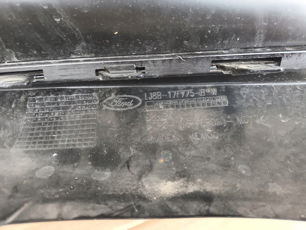 фото №8, Решітка бампер ford mustang mach-e середня перед