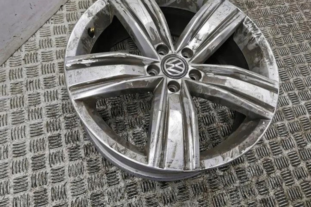 фото №8, Комплект диск vw tiguan 5n_ 5na601025r 1.5l бензиновый 110kw 2020