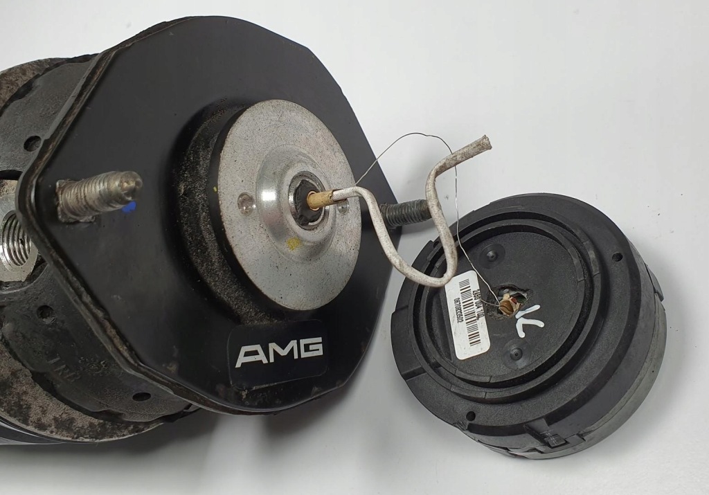 Амортизатор правый задний  abc mercedes sl r230 amg Цена