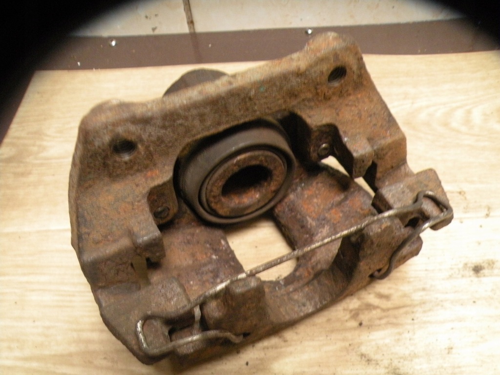 фото №4, Volvo s60 v70 s80 суппорт тормоза правый задняя