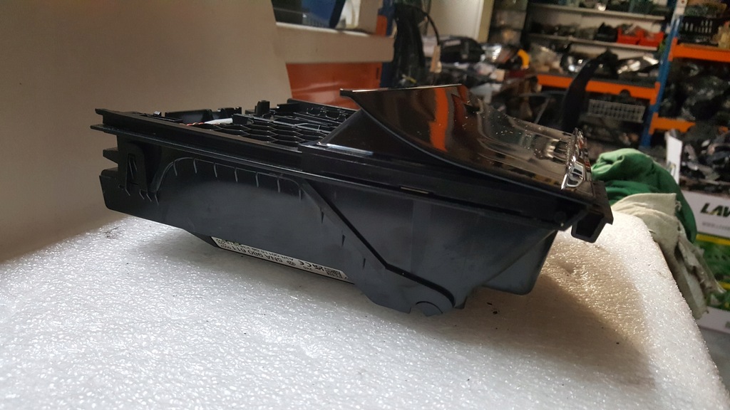 фото №8, Пепельница бардачок зарядное устройство индукционная skoda superb iii 3v1863071