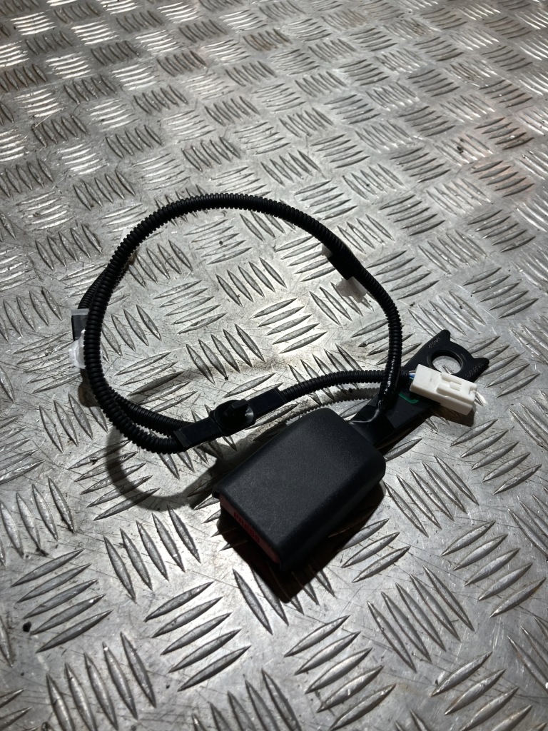 Купить Клипса поперечина левый перед toyota yaris iv 20-