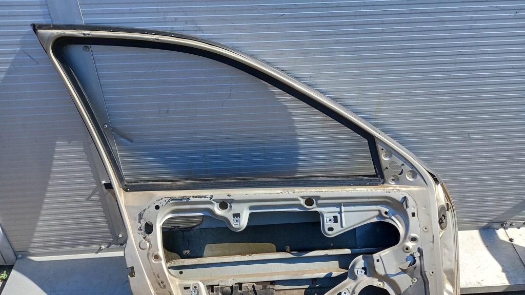 фото №13, Дверь левая перед renault laguna hb 99r