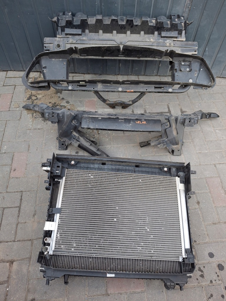 фото №1, Land range rover velar 3.0 дизель радиатор pas передний комплект