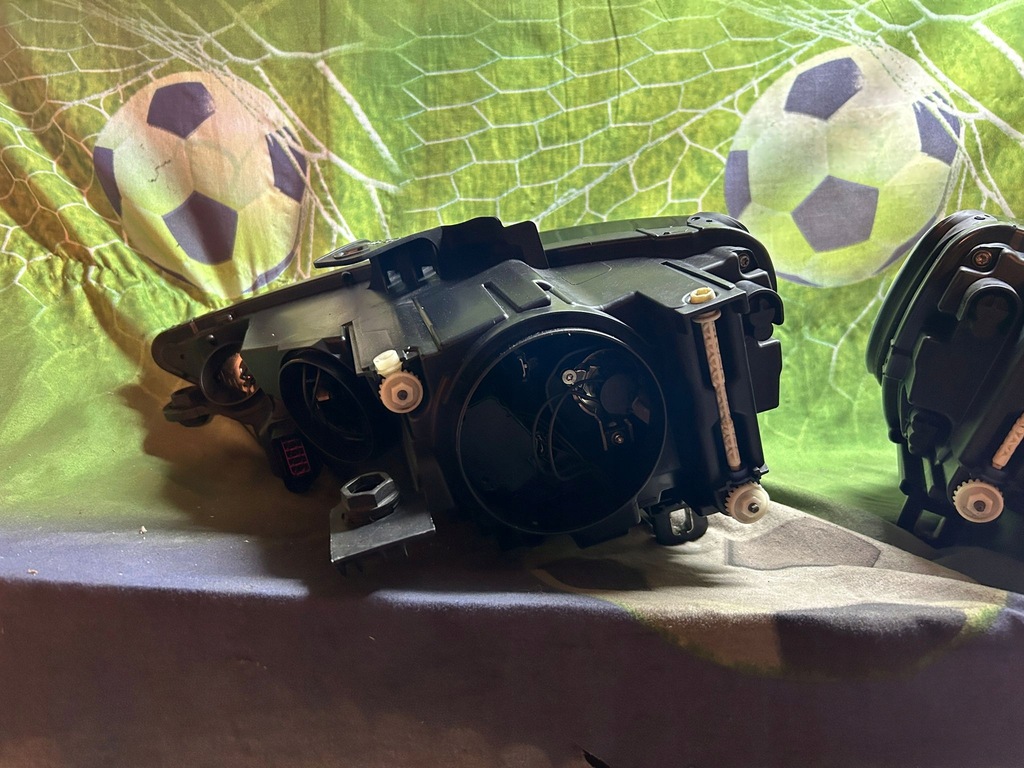 фото №7, Audi a3 8v звичайна лампа права ліва