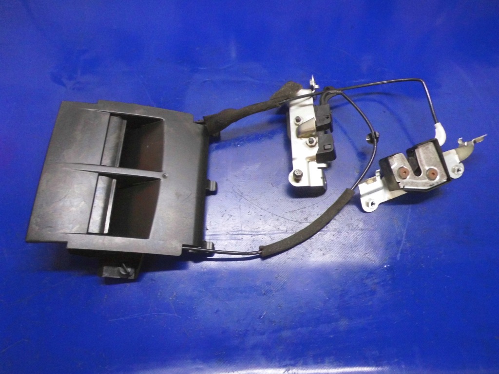 фото №1, Замок спинка задний сиденье volvo s60 ii v60 ii