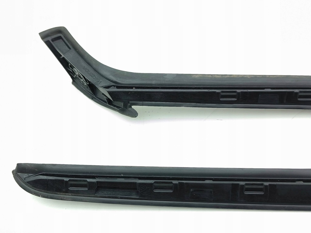 Opel astra l 2023 uszczelka/przesłona скло передньої 9853780480 Оригінал