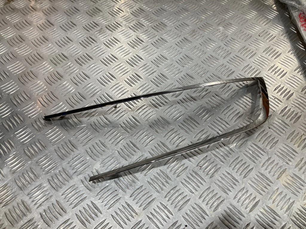 фото №1, Молдинг рамка лампы левый перед хром opel mokka b ii 20- 9835155280