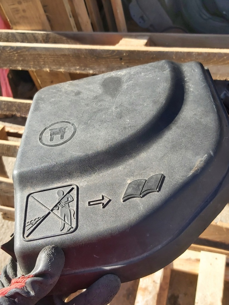 фото №1, Крышка корпус предохранителей citroen berlingo b9