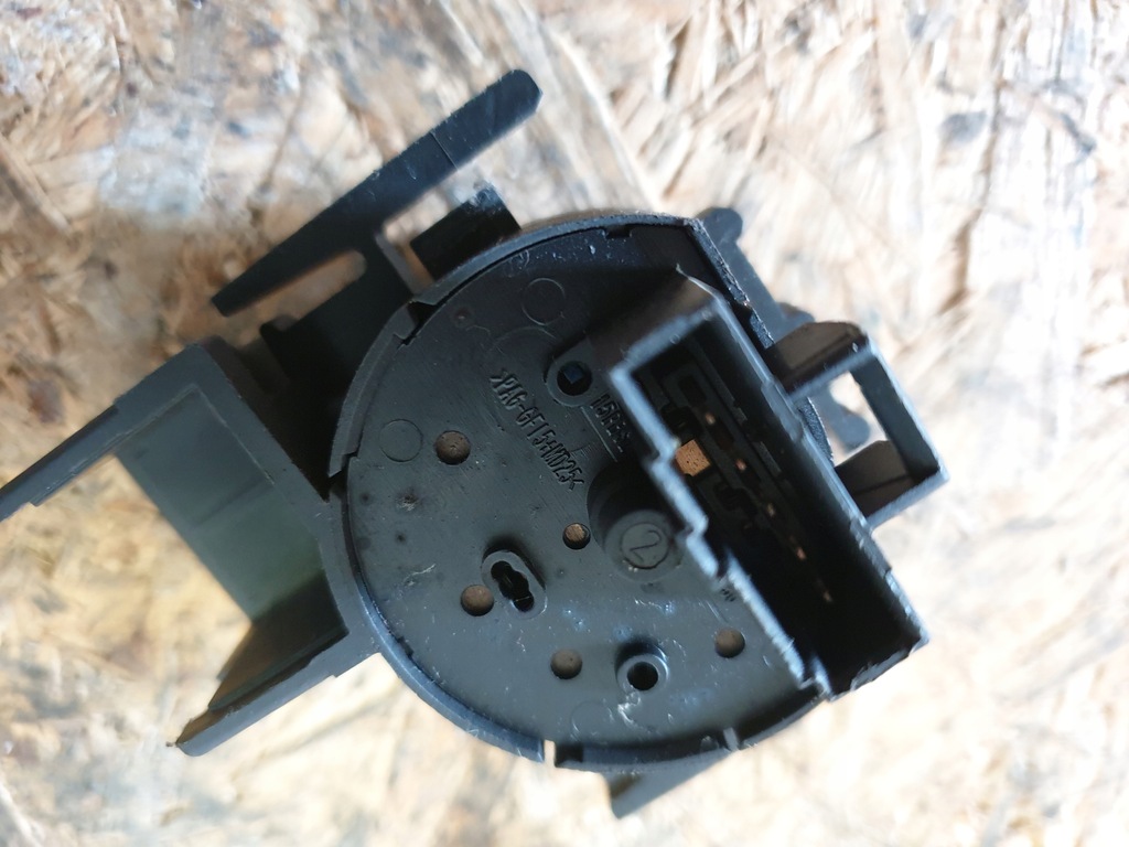 фото №5, Opel оригинальный номер 90589314 колодка штекер замка зажигания