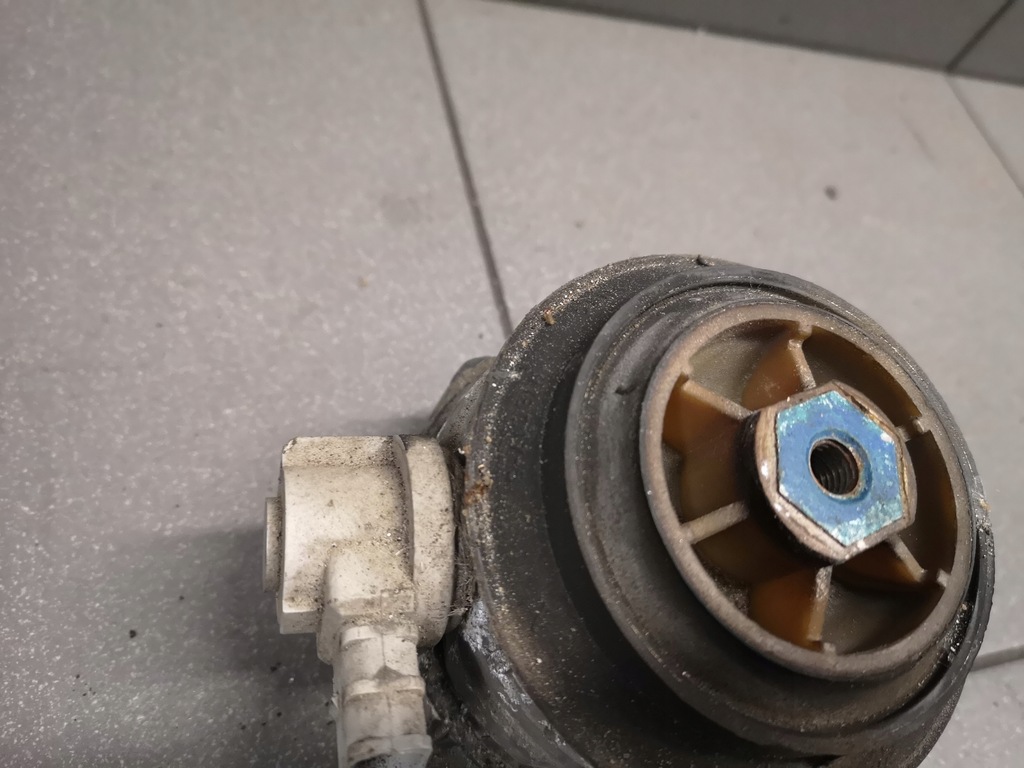 фото №5, Подушка двигуна audi a8 d3 4e0199381