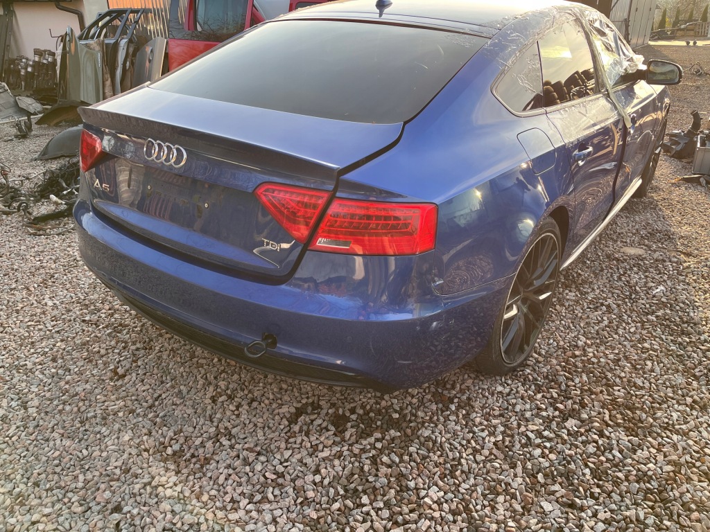 фото №1, Audi a5 8t lift дверь перед правое ly5q